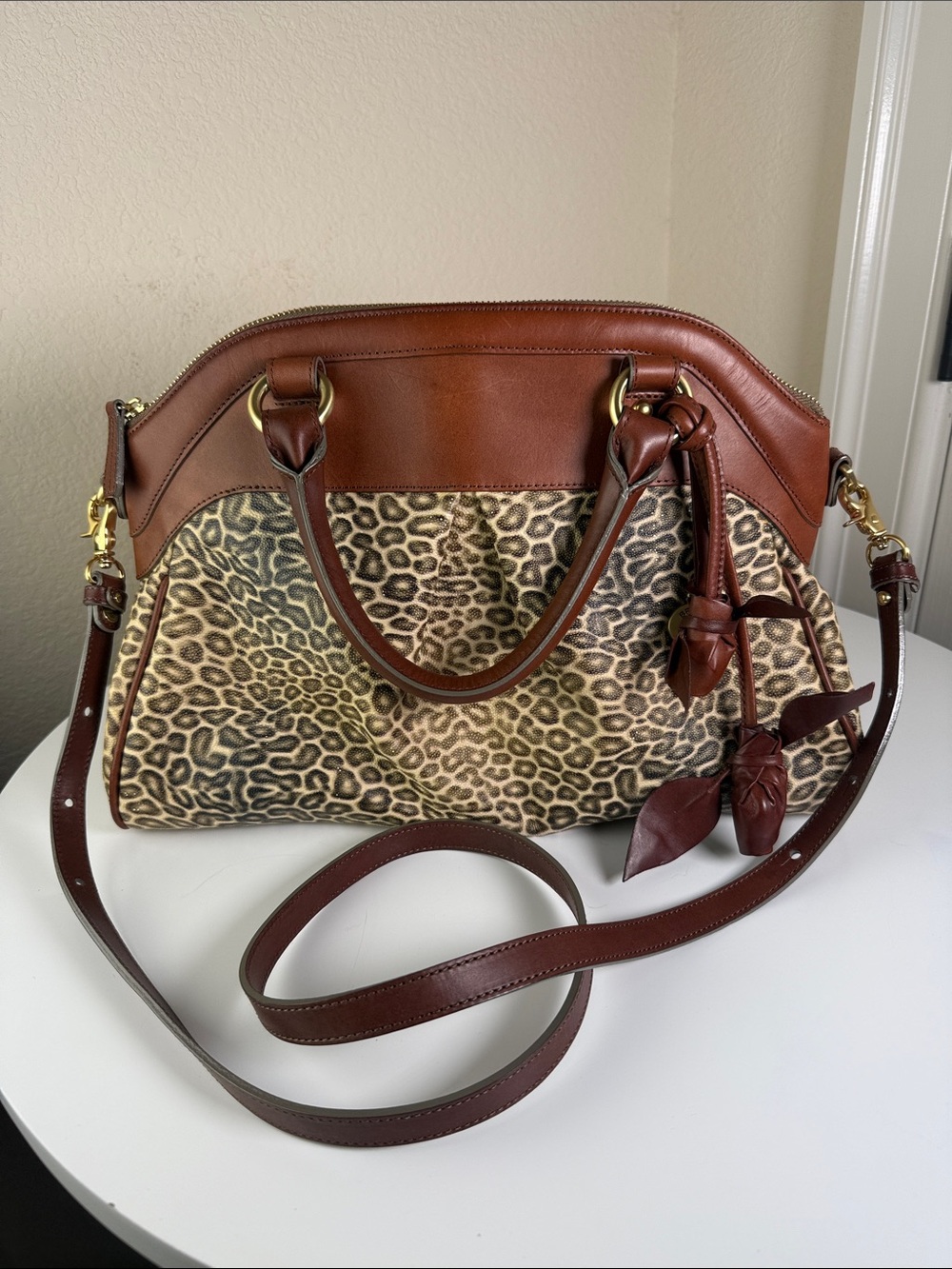 RARE Vintage Brahmin Corington Leopard Print Leather Dome Satchel Bag - Picture 2 of 7